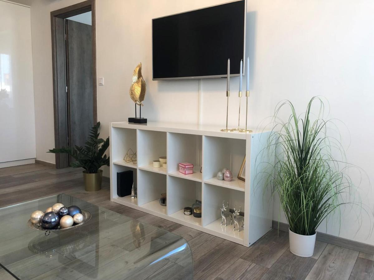 Glamour Apartman Tapolca Exterior foto
